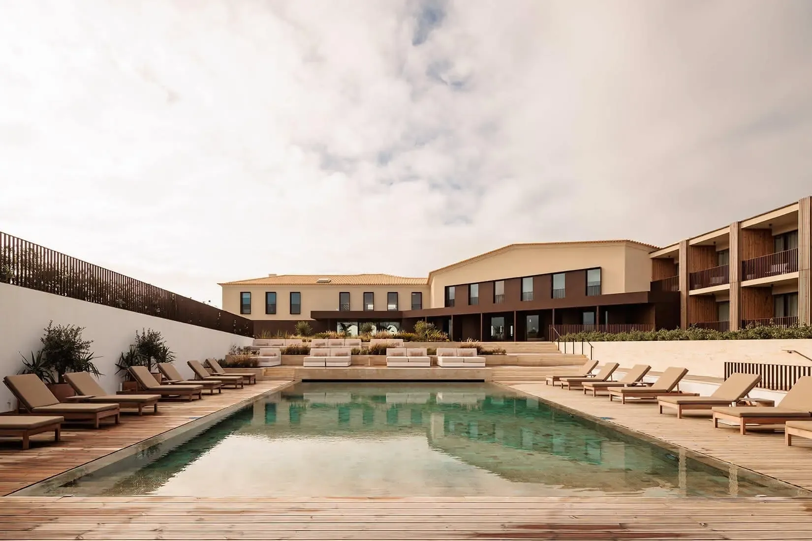 Aethos ericeira